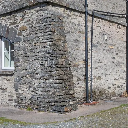 Coniston * Ambleside
